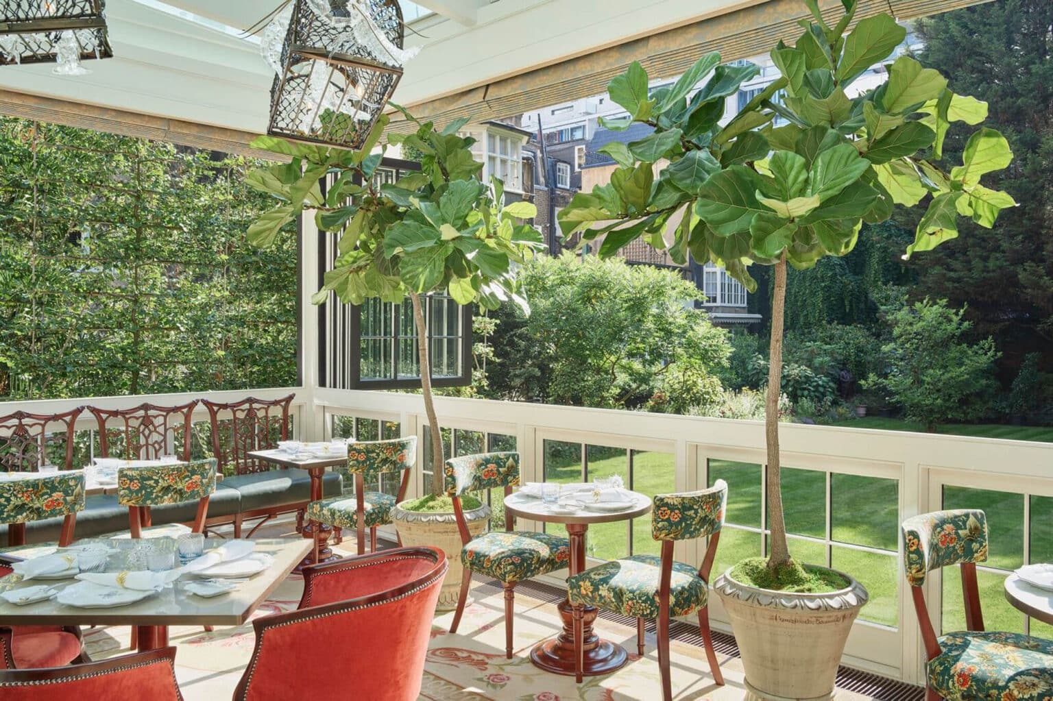 Hotel restaurant timber conservatory
